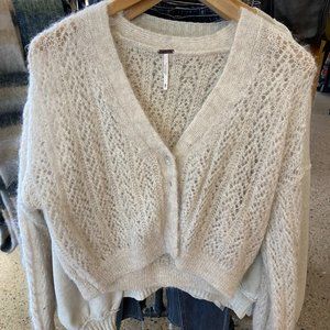 RARE FIND- Ameila Cardi in Oatmeal
